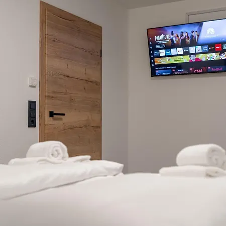 Apartament #12 Jsliving Premium - Balkon Mit Aussicht Kueche Highspeed Wlan Kostenlose Parkplaetze *