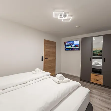 #12 Jsliving Premium - Balkon Mit Aussicht Kueche Highspeed Wlan Kostenlose Parkplaetze